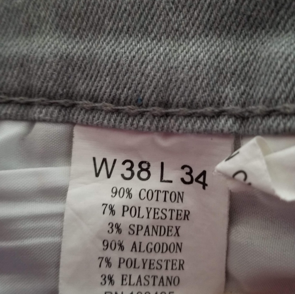 Jeans - Picture 3 of 4